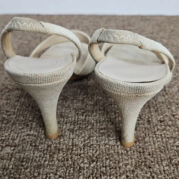 Chanel Beige Fabric Slingback Heels Gold Tone Metal Plate Sz 36 Womens - Picture 9 of 10